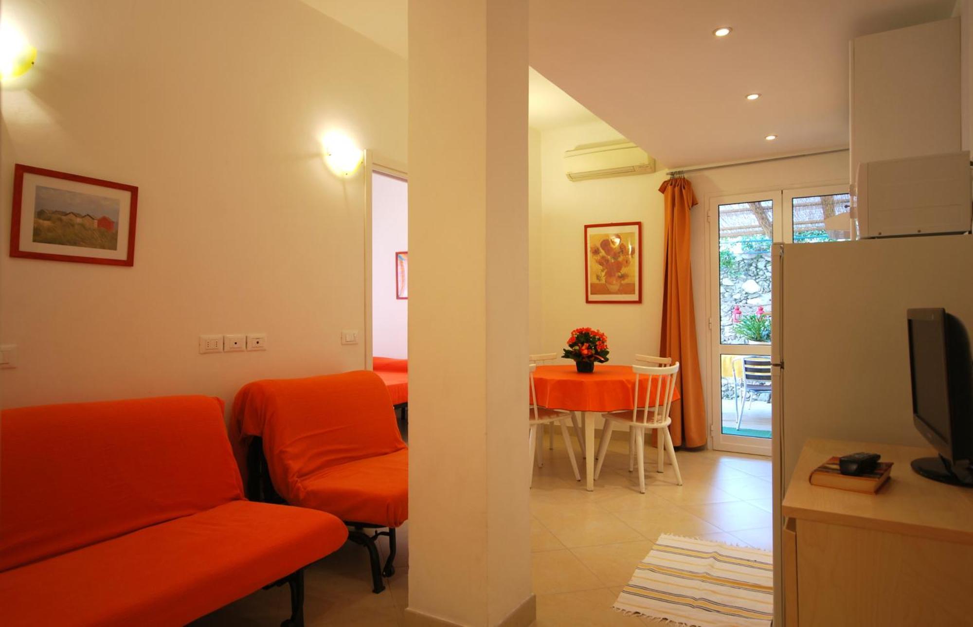 Residence Glicini Finale Ligure Chambre photo