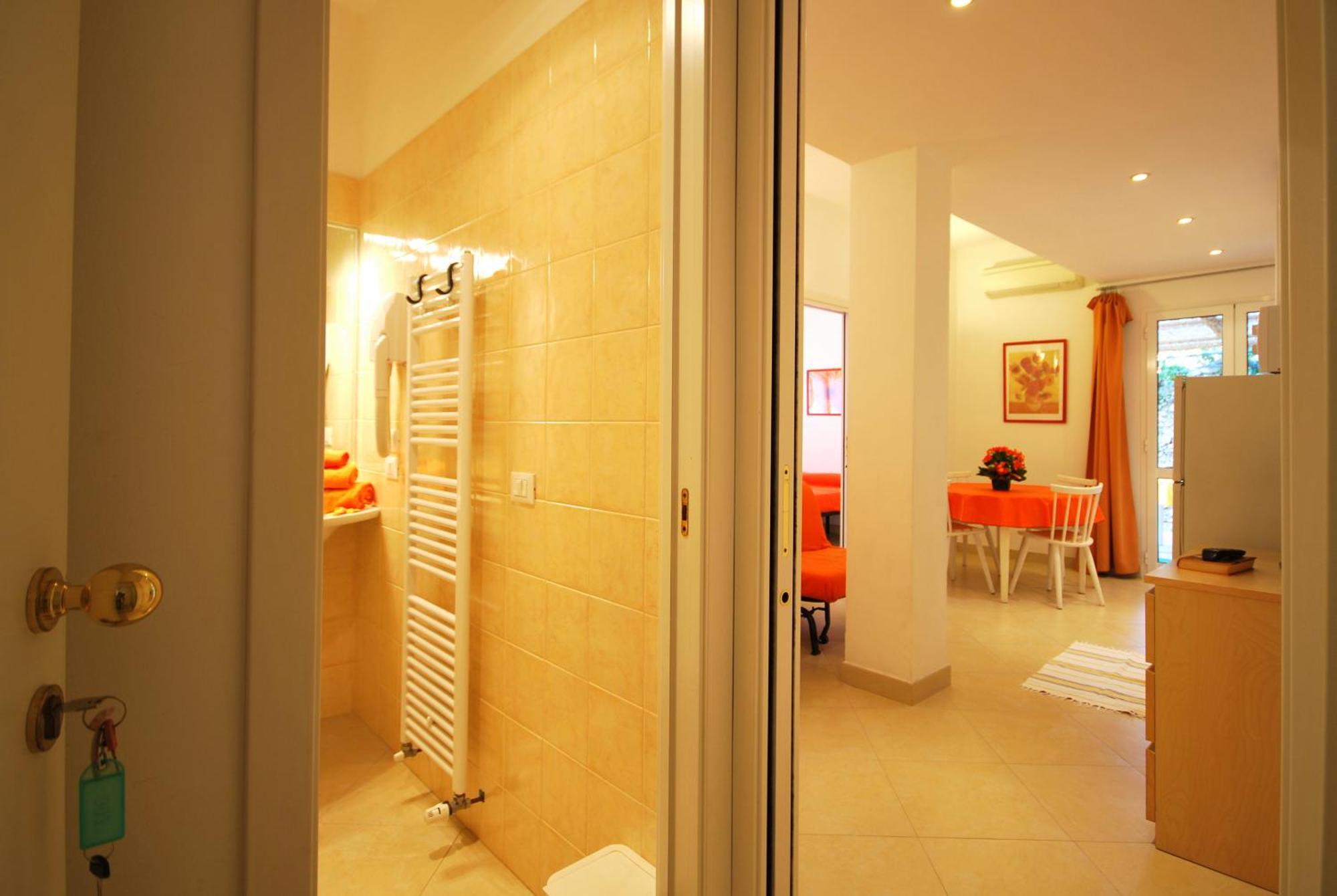 Residence Glicini Finale Ligure Chambre photo